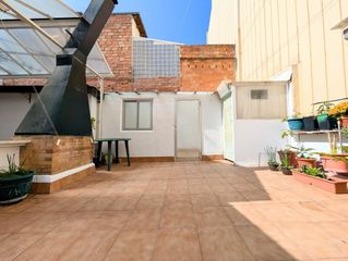 Piso  Carrer de lugo. Piso de 102 m2 + terrazas en el carmel.
