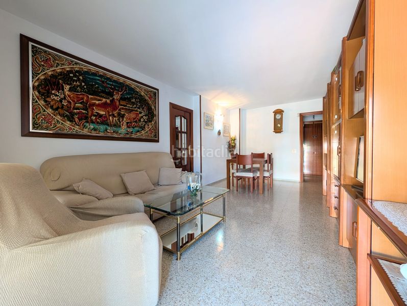 Foto 08e9a1df-459e-4837-b83c-470089ba0a01. Pis a Llefià Badalona