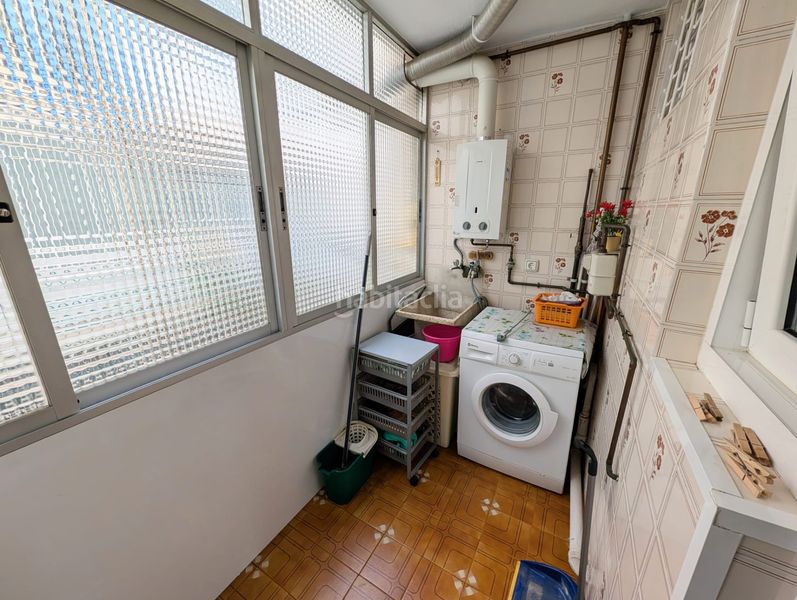 Foto 3fa6c052-a969-4c98-9ab2-e7795410b7dd. Pis a Llefià Badalona