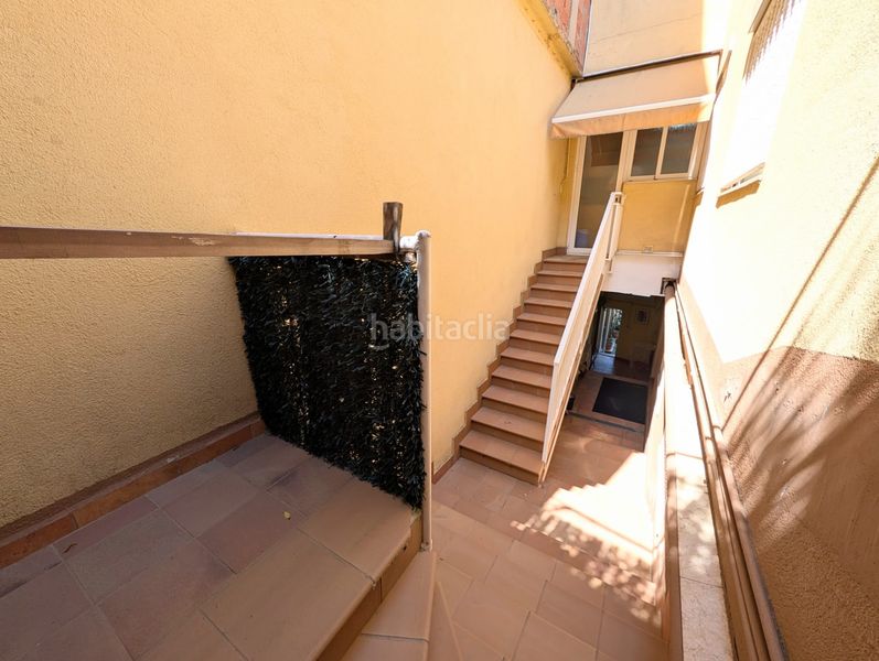 Foto 98346aa4-4558-43d5-b823-9dd695a9c8f0. Maison avec chauffage dans Fondo Santa Coloma de Gramenet