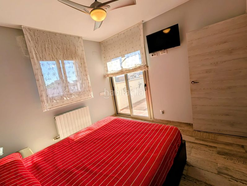 Foto d1d7d662-9f39-4976-80e6-fe42a187b6ae. Casa adossada amb aparcament a Sistrells Badalona