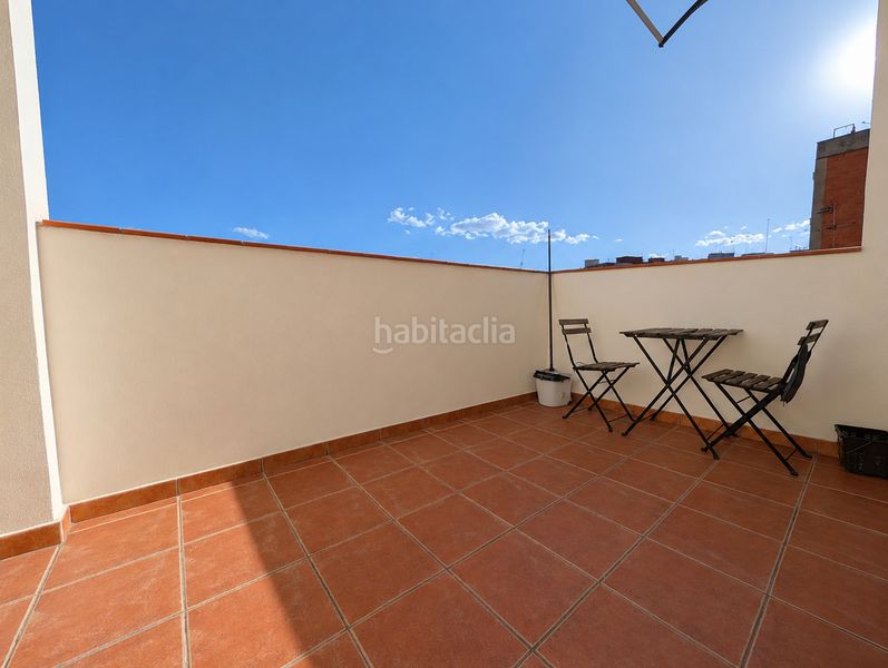 Foto efc276d7-6680-4005-9d6e-d4bd0077260b. Casa adossada amb aparcament a Sistrells Badalona
