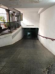 Parking voiture en Casco Histrico  - Ribera - San Basilio. San basilio  garaje para coche mediano