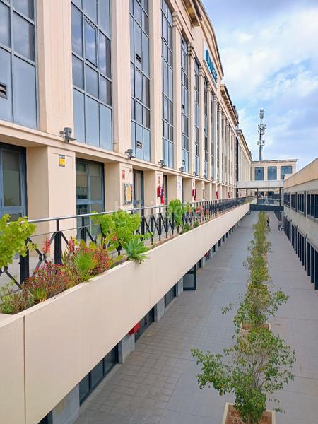 Foto f25a26c6-4c0a-429a-82c1-98218320d03e. Bureau avec parking dans Triana Oeste Sevilla