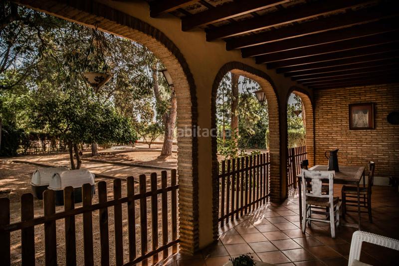 Foto 324d76c5-841e-41b0-8269-69c853241030. Xalet amb xemeneia piscina a Loreto Espartinas