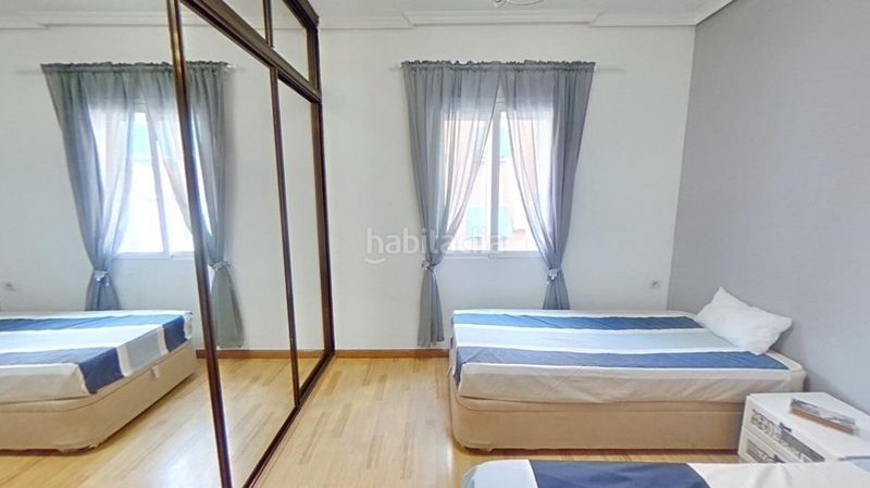 Foto 81d0f7c2-f560-4328-81f1-bbde0744d388. Location appartement avec chauffage dans San Isidro Getafe