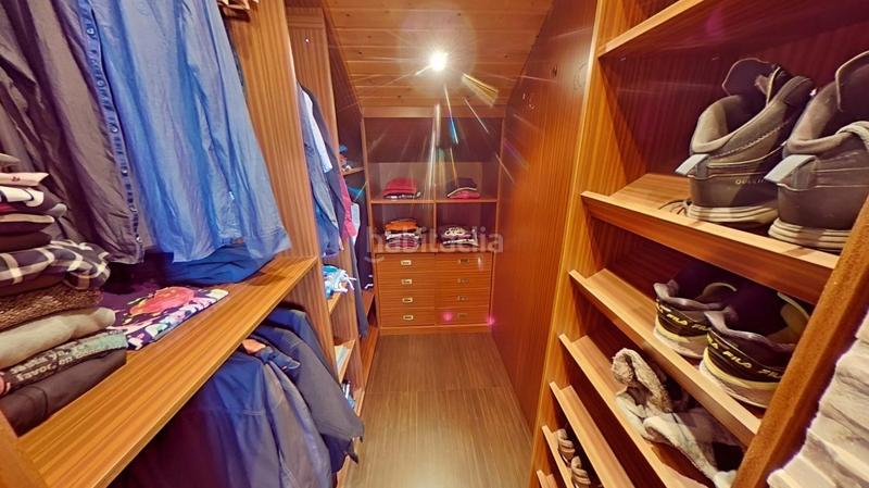 Foto 065922fd-eca3-435a-86bd-a2f0839de8b0. Chalet con riscaldamento parcheggio piscina in Eurovillas Nuevo Baztán