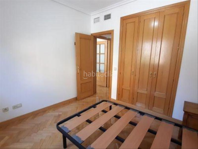 Foto 5d59ef83-44fd-4f3f-a534-657cfeea2d83. Alquiler piso disponible! se alquila piso amueblado de 2 habitaciones en la zona de Legazpi, distrito de arganzuela. en Madrid