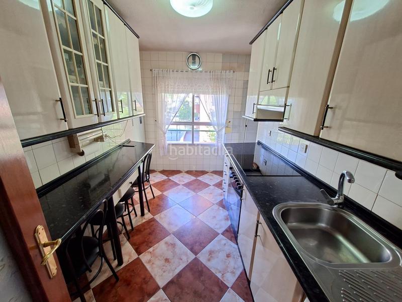 Foto 4726ded3-a8c8-46aa-8ef1-56ca3f6fe1f7. Appartamento con riscaldamento parcheggio in Palomeras Sureste Madrid