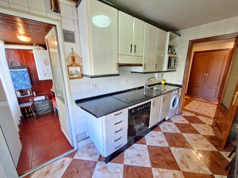 Foto 9f3d53b6-4486-4548-be13-a9741d0bb3a8. Appartamento con riscaldamento parcheggio in Palomeras Sureste Madrid