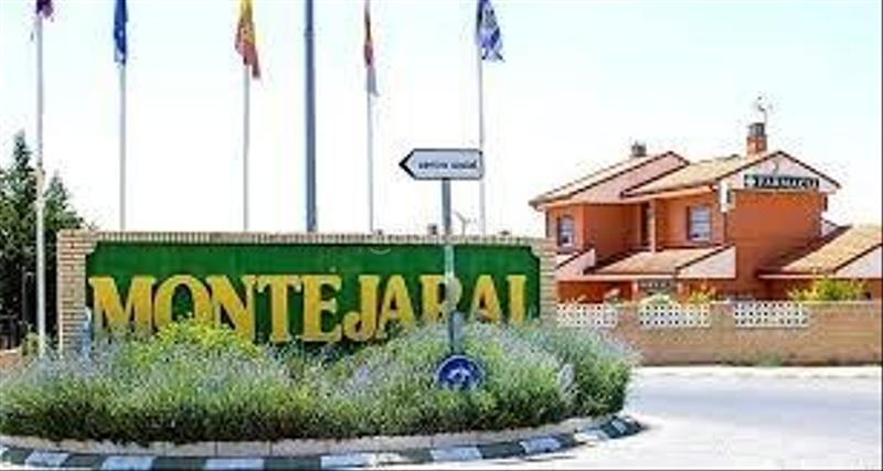 Foto b9a306d3-78c9-4673-a404-29583528ca10. Chalet with heating parking pool in Loranca de Tajuña