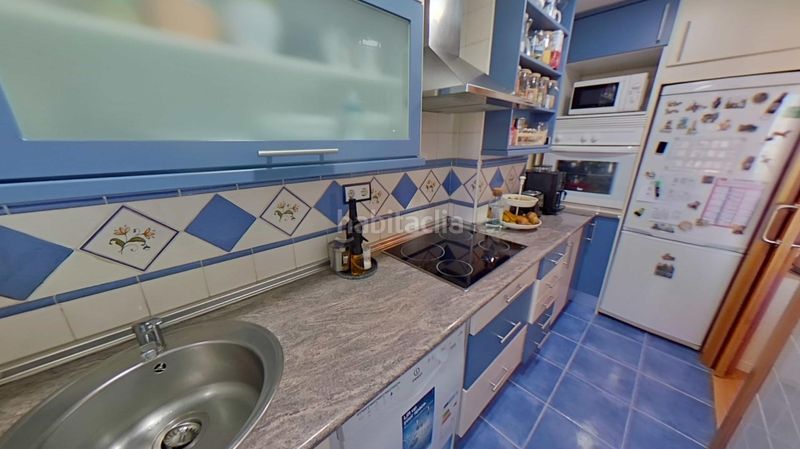 Foto b8bfbf82-1971-4c6d-b82a-19336d12c7a1. Pis amb calefacció a Canillas Madrid