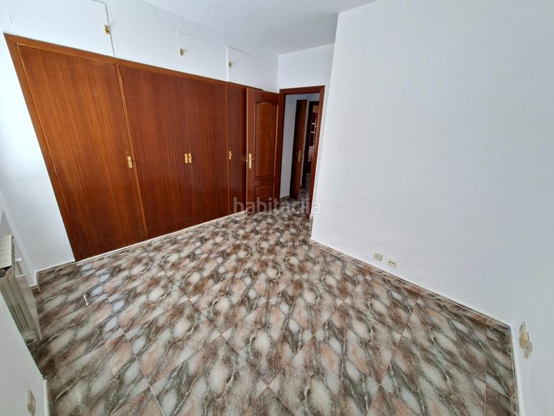 Foto 3d90a8f1-5aa9-4729-b962-93412854d81b. Pis amb calefacció aparcament a Peñagrande Madrid