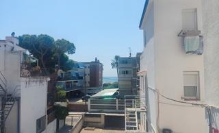 Lloguer Apartament a Baixador. Apartamento con vistas al mar/ zona playa con 2 habitaciones