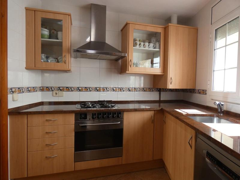 Foto f27a066b-0254-47be-abac-513a15f92d45. Rent chalet with fireplace heating parking in Eixample Sant Feliu de Guíxols