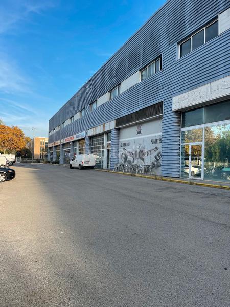 Foto 0e9e7b85-7af7-4fde-b784-011f0188f754. Affitto capannone industriale con riscaldamento in Castelldefels