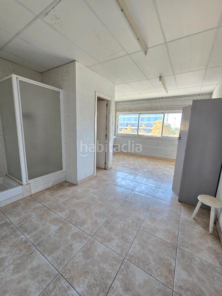 Foto 3e117ac3-0863-44cb-8576-ec9b2b6fa89a. Location bâtiment à usage industriel avec chauffage dans Castelldefels