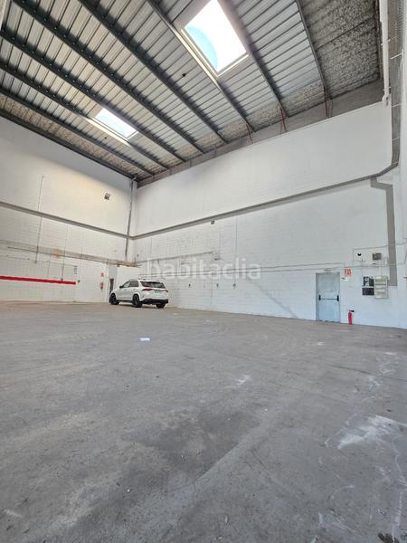 Foto 5e9c7788-e5ee-4680-a31e-a89a4be5531d. Location bâtiment à usage industriel avec chauffage dans Castelldefels