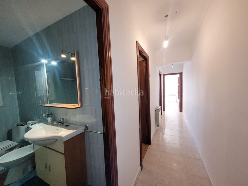 Foto c75fdc23-de08-485f-a1e4-e6e794779df7. Apartament amb calefacció piscina a Lluminetes Castelldefels