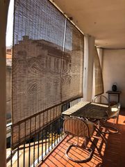 Affitto Piccolo appartamento in Carrer d'angel vidal 28. Alquiler de temporada / céntrico en sitges