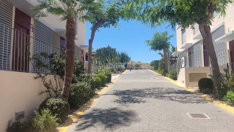 Foto ccbb756d-cd84-4f69-bee0-1f6b8dea6275. Duplex with heating pool in Golf Valle Este Vera