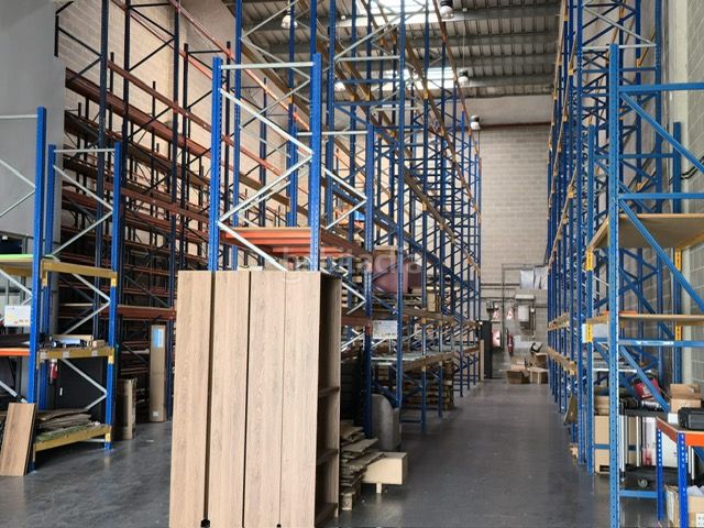 Foto 6d7c59c4-7b08-4ec3-a484-b98c6956a9b8. Affitto capannone industriale con riscaldamento in Castelldefels