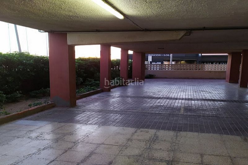 Foto 31979acf-6eff-47f1-845d-056691e67929. Rent apartment with heating pool in Lluminetes Castelldefels