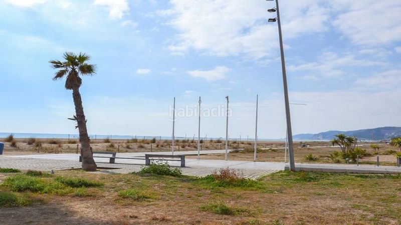 Foto d7b6558b-92f1-4e1d-9211-f91676ed6daa. Rent apartment with heating pool in Lluminetes Castelldefels