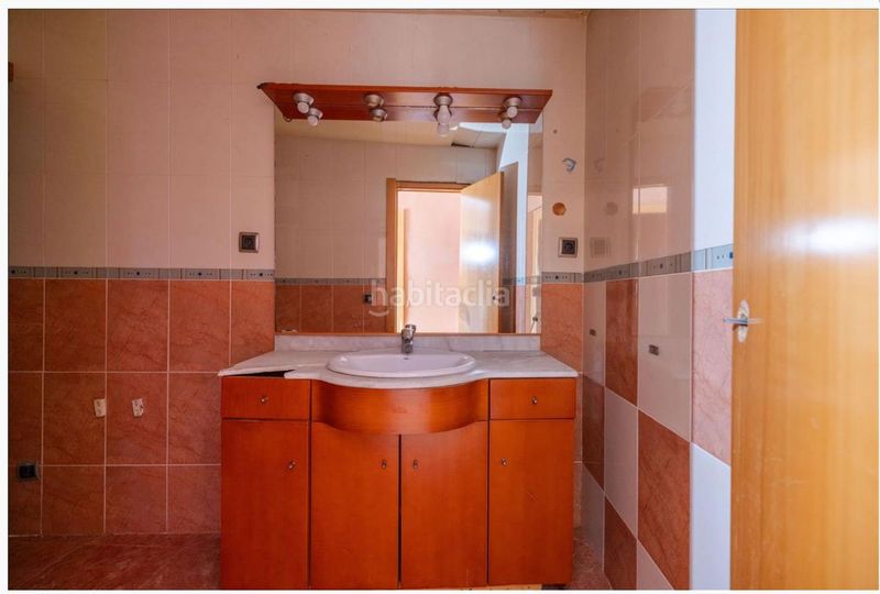 Foto fa8d172c-6a03-4f1a-81f3-ea0e52a2c957. House with pool in costa Cunit - els jardins - els rosers Cunit