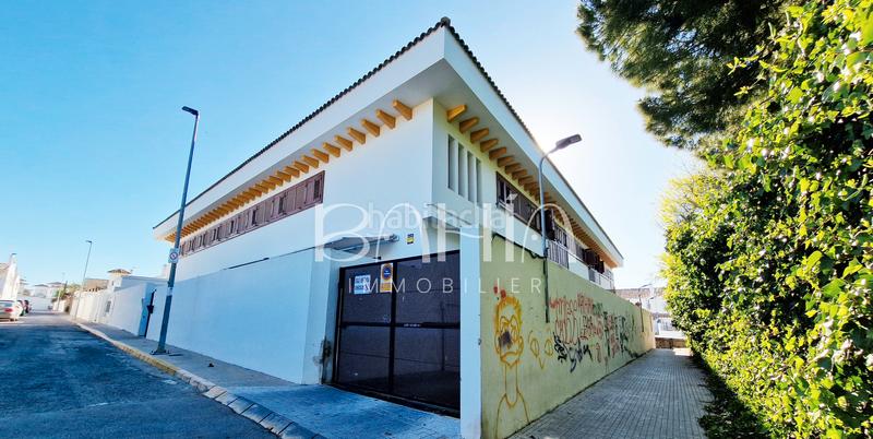 Foto d6980eb1-fa61-4222-84f1-dbf479ed00b8. Parking voiture dans urbanizacion huerta alta 7 dans Chiclana de la Frontera