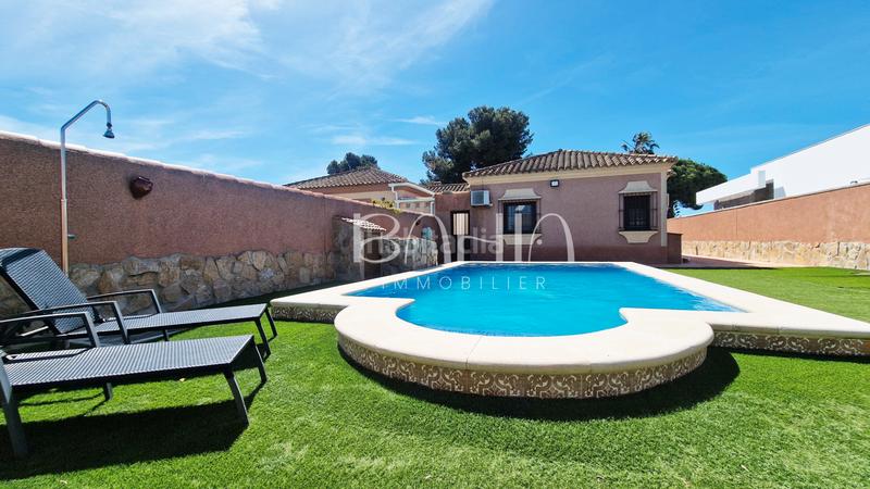 Foto 488efc83-7bf0-4ab0-9783-054898f04347. Chalet avec cheminée chauffage parking piscine dans Chiclana de la Frontera