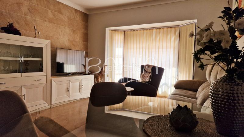 Foto 7540b121-5cd0-421b-bd56-009ce0f56505. Chalet avec cheminée chauffage parking piscine dans Chiclana de la Frontera