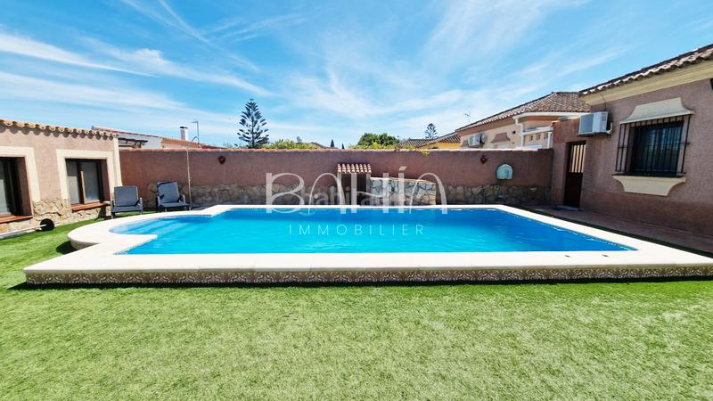 Foto 796e5b74-781f-4663-8ca0-1788ed855c91. Chalet avec cheminée chauffage parking piscine dans Chiclana de la Frontera