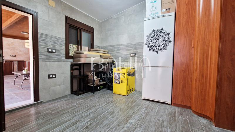 Foto 8e329f6b-2757-4ffd-b840-a20216df9e83. Chalet avec cheminée chauffage parking piscine dans Chiclana de la Frontera