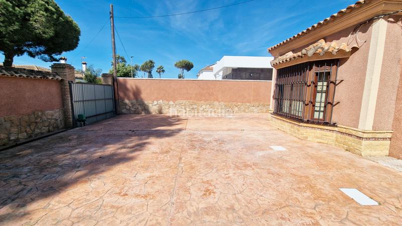 Foto aeb6f47b-ba27-41df-be93-24f0cf6ba8bf. Chalet avec cheminée chauffage parking piscine dans Chiclana de la Frontera