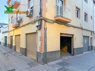 Geschäftsraum in Calle ronda de sevilla 25. Haz tu oferta. local comercial en esquina