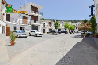 Casa a Pórtugos. Calidad de vida es vivir en el centro de un maravilloso pueblo d