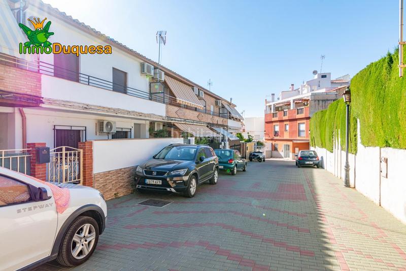 Foto ee60bd3f-9908-4d1b-8543-c90116fce546. Terreno residencial en calle calle del presbítero pedro ruiz de valdivia 8 solar urbano para edificio de pisos y aticos. en Zubia (La)