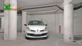 Parking coche en Fígares. Aparcamiento para coche pequeño en camino de ronda