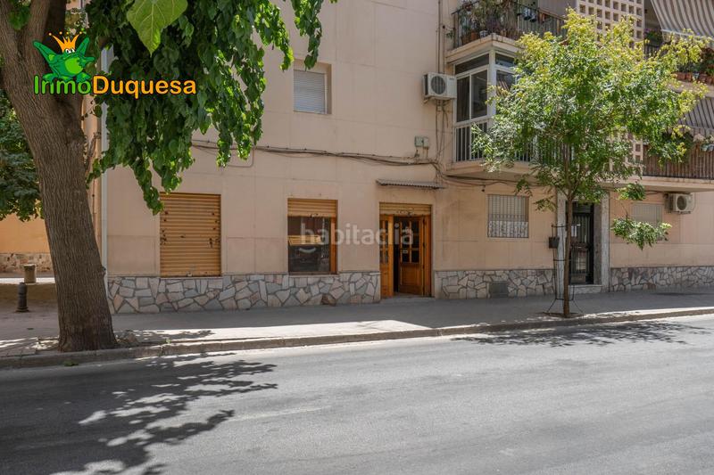 Foto 99b82b31-e344-4408-9afa-e387240fd408. Locale commerciale in Barrio de Zaidín Granada