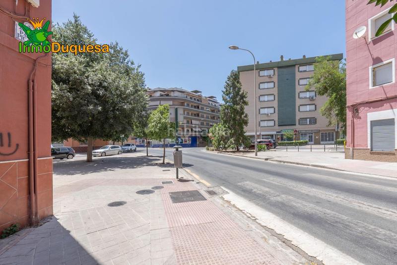 Foto fabf2791-d4d9-4139-b066-7732c7acc7af. Locale commerciale in Barrio de Zaidín Granada