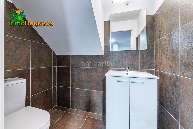 Foto 8231ffce-46ee-4d85-9fc7-3e6474d85064. Chalet  moderno con primeras calidades. en Otura