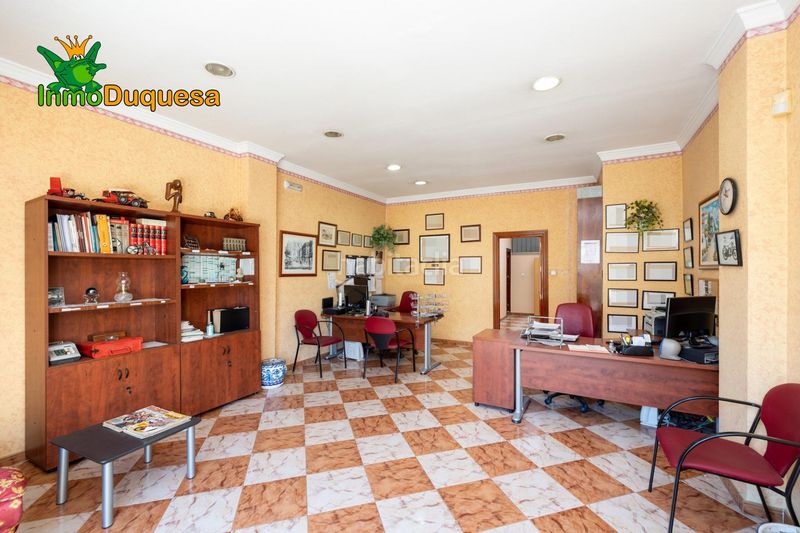 Foto f9a81af8-5602-4494-a625-14349c2db172. Business premise in Fígares Granada