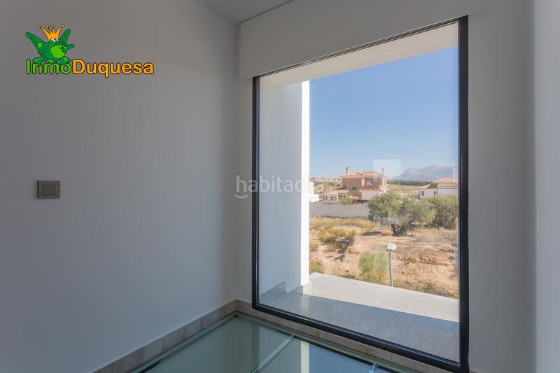 Foto 1a50bea1-a18b-4276-a4e6-6d39749de80d. Chalet en calle calle mercurio 11 chalet de diseño en urb. los cortijos en Atarfe