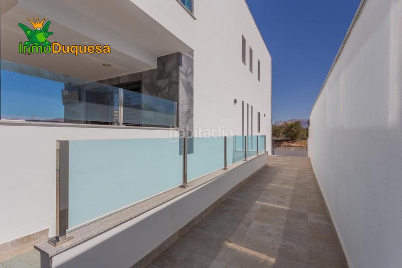 Foto 39afd419-9087-4ad0-893c-da95bd982b8a. Chalet en calle calle mercurio 11 chalet de diseño en urb. los cortijos en Atarfe