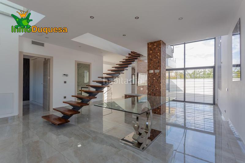 Foto 464e5725-d209-401d-bad0-0a5f52e3d8c6. Chalet en calle calle mercurio 11 chalet de diseño en urb. los cortijos en Atarfe