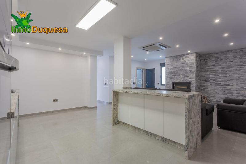 Foto 99fe3db8-8535-445a-b45c-c4b62da3d4ac. Chalet en calle calle mercurio 11 chalet de diseño en urb. los cortijos en Atarfe