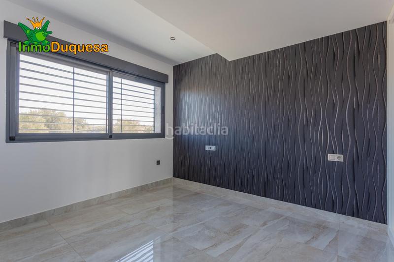 Foto a94414be-69ba-4442-8942-3c2bfb03ce89. Chalet en calle calle mercurio 11 chalet de diseño en urb. los cortijos en Atarfe