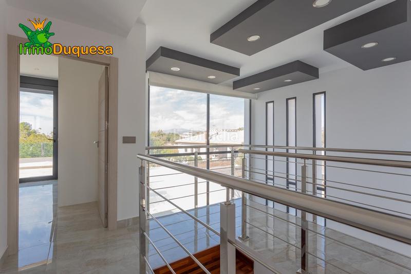 Foto b45f4564-7067-46de-ad42-f50d50391449. Chalet en calle calle mercurio 11 chalet de diseño en urb. los cortijos en Atarfe