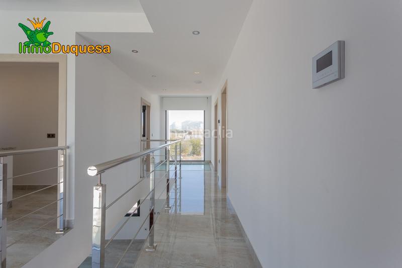 Foto c6f6576c-a677-438c-9aa0-59ce218dce46. Chalet en calle calle mercurio 11 chalet de diseño en urb. los cortijos en Atarfe